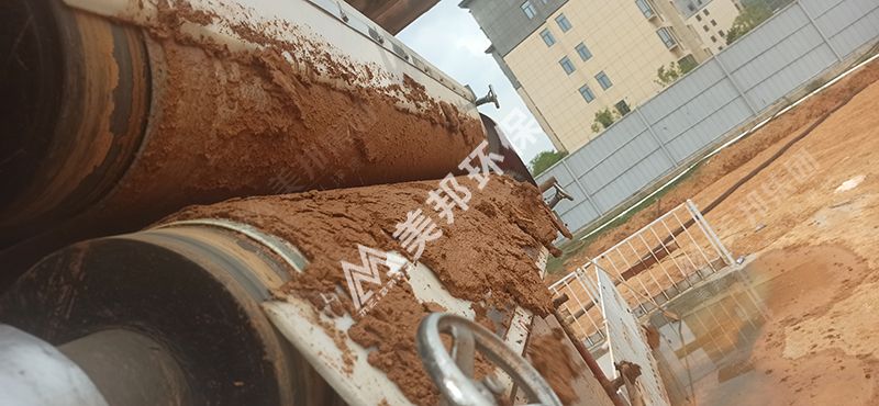 美邦带式压滤机处理打桩泥浆脱水