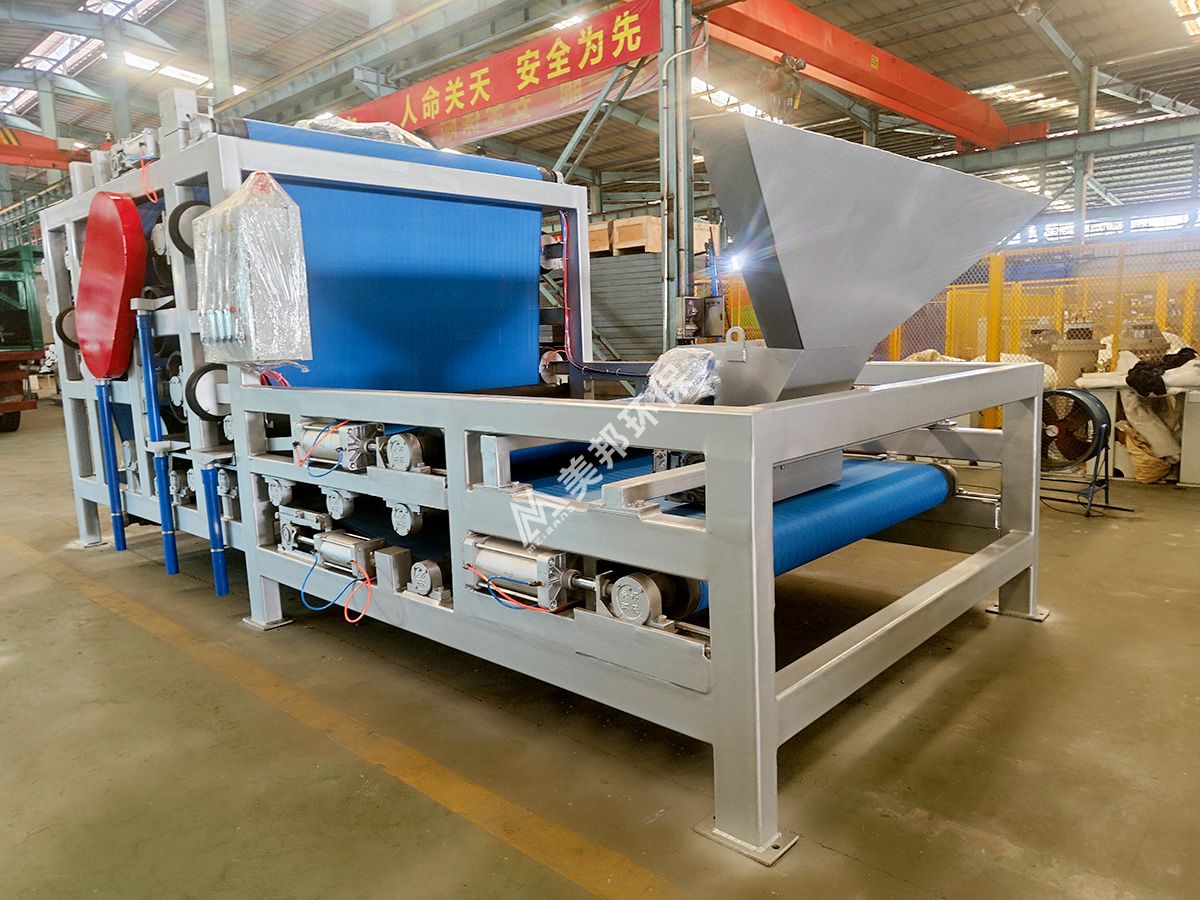 美邦鸡粪压榨脱水系统